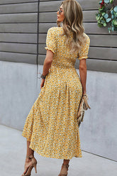 Robe longue à imprimé floral et col en V avec smocks sur la poitrine